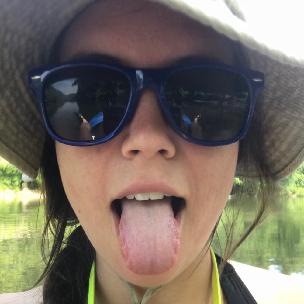 Meet your Posher, Claire